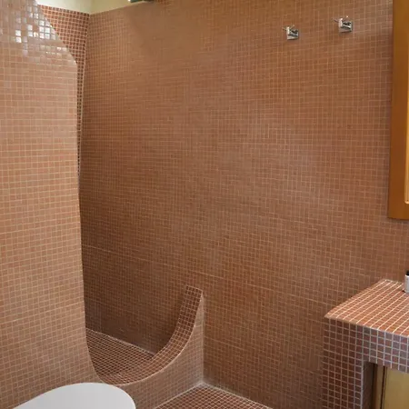 Anemomilos Lejlighedshotel 2*